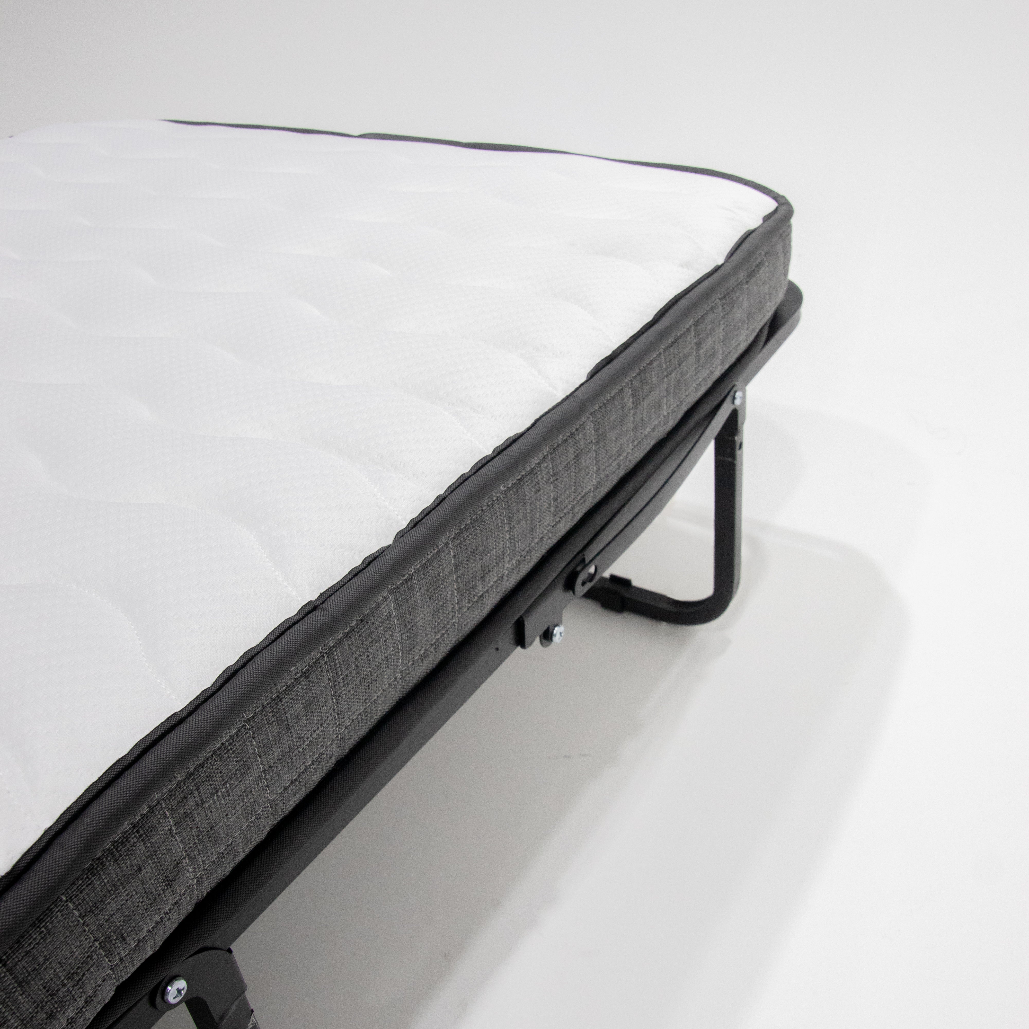 Troonz Milano Klappbett